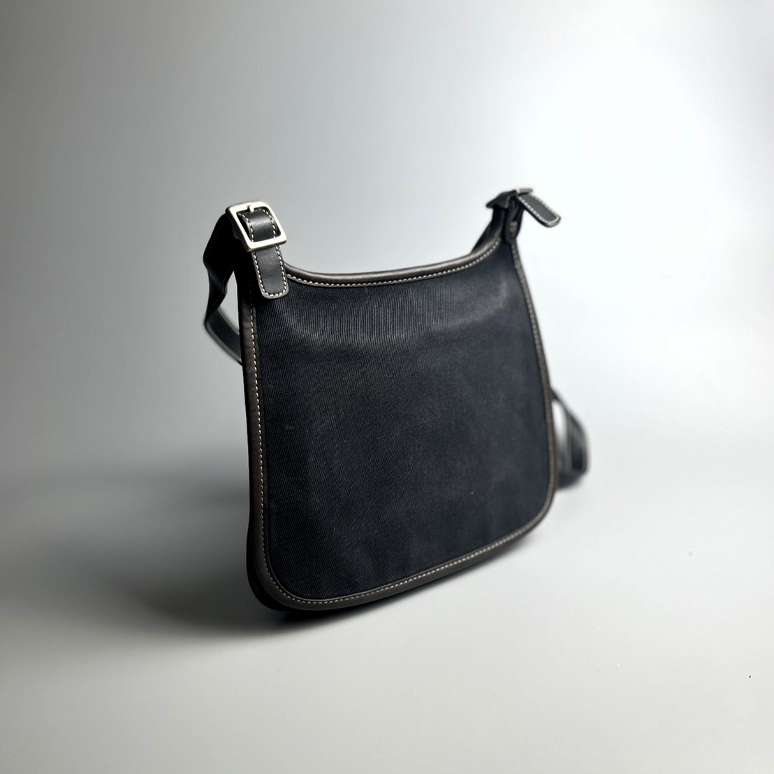 バッグ New Vintage Coach Cabin Bag Small Black Coach - Black Leather Vintage Mini Turnlock Crossbody Bag